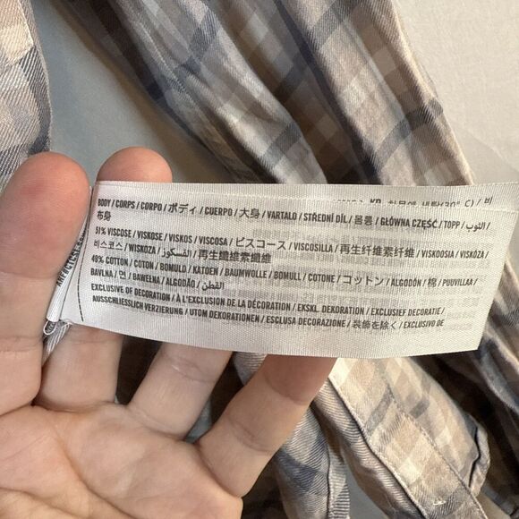 Abercrombie & Fitch Tan & Blue Plaid Button Up Shirt Women’s Size SMALL Preowned - Picture 12 of 16